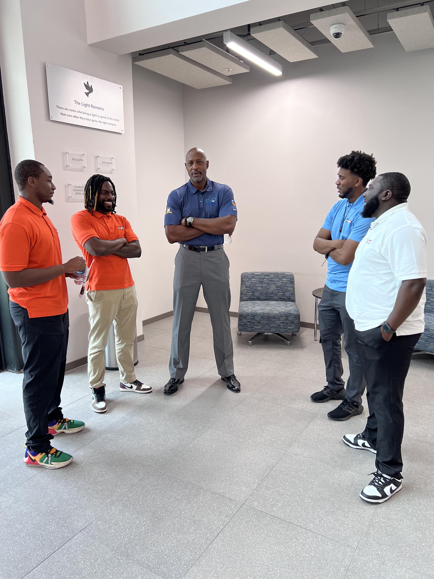 Alonzo Mourning meets with OYC staff